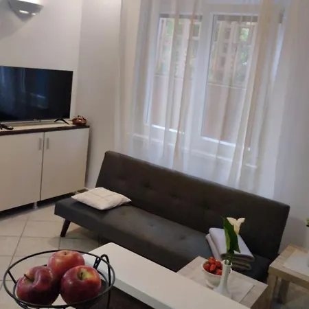 Appartamento Bruna Mit Terrasse Und Meerblick By Interhome *
